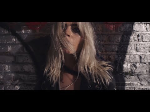 TARA LEE - NARCOTIC HEART