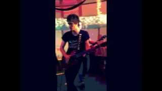 Shackles-Tyler Bryant &amp; the Shakedown