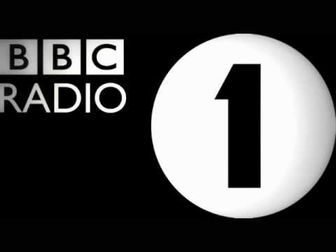 True Tiger ft. Professor Green & Maverick Sabre - I Need a Dollar