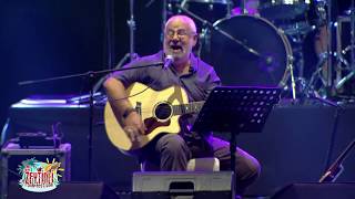 Bülent Ortaçgil - Bu su Hiç Durmaz | Zeytinli Rock Festivali 2016