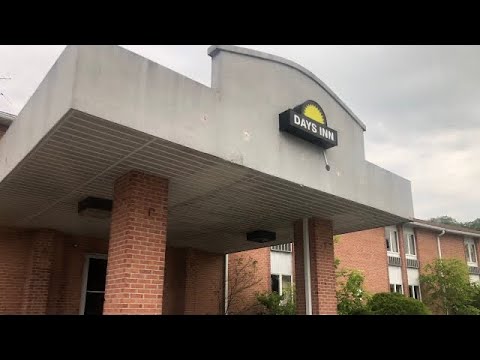 Among The Unknown | Abandoned Days Inn Hotel & Restaurant Episode 55 (Season 9 Finale) [DEMOLISHED]