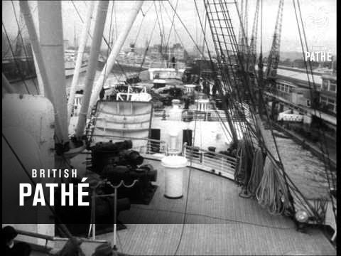 Selected Originals - Mr. Churchill Back From U.S. (1952)