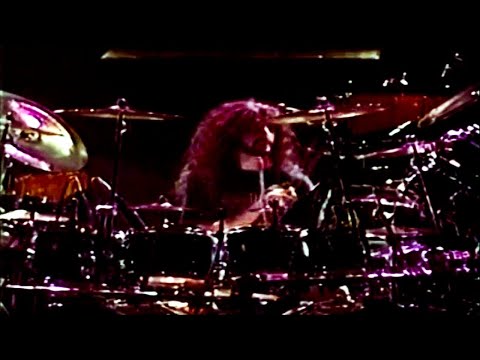 download lagu mp3 mp4 Ungu Lost In The Woods, download lagu Ungu Lost In The Woods gratis, unduh video klip Ungu Lost In The Woods