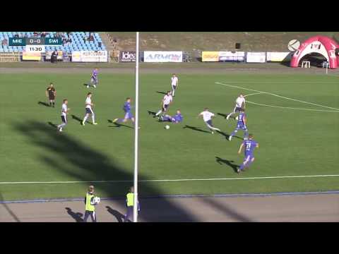 Mieszko Gniezno - Świt Skolwin 3:0 / SKRÓT / III liga gr. 2 [29.09.2018]