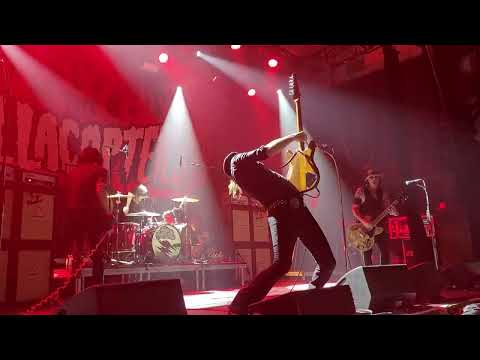 The Hellacopters - (Gotta Get Some Action) Now ! - Élysée Montmartre Paris- 20/11/2022