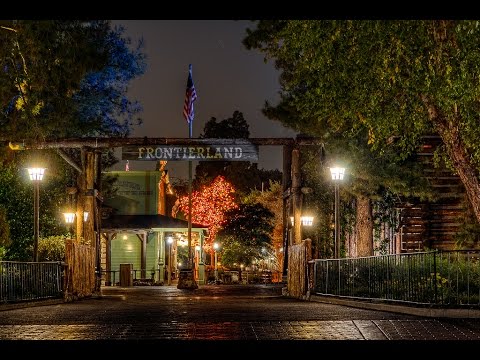 Disneyland's Frontierland Area Music (New Version)  - DisneyAvenue.com