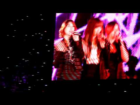 4 minute Hot Issue-New York Kpop concert 10/09/11