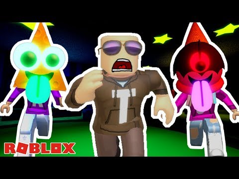 SPOOKY SNACK HIDE AND SEEK! / Roblox: Midnight Snack Attack