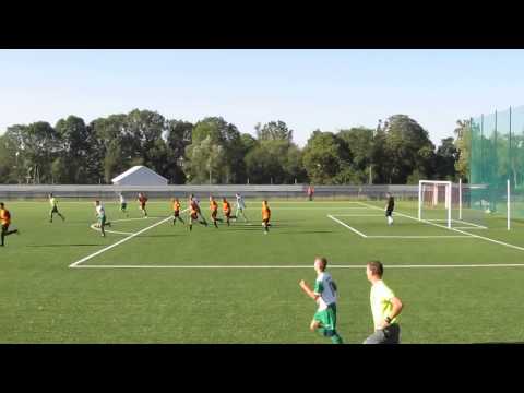 Dąb Dębieńsko Czerwionka Leszczyny   LKS Baranowice 19 08 2012 Rzut Rożny dla gości