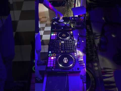 Rétro hardcore.  Dj 'DOB'