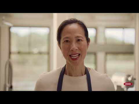 Celebrate Fall with Chef in Residence Joanne Chang's Apple Snacking Spice Cake