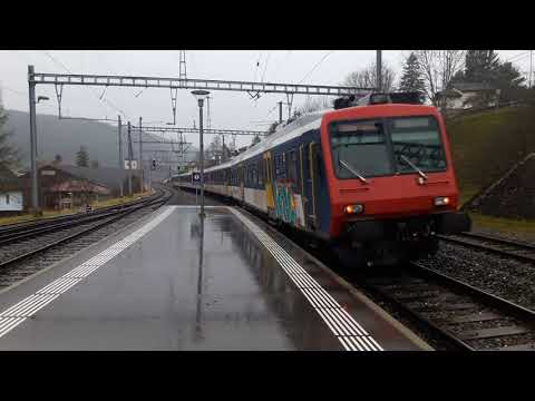 RegioExpress Neuchâtel - Frasne avec RBDe562 à Travers, Décembre 2019