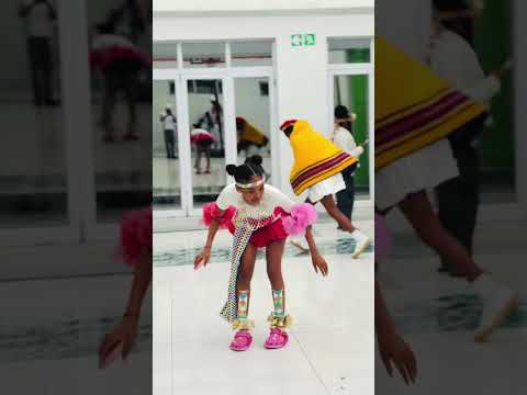 KATALIYA DC @beekaythe_dancer 🤭❤️🔥🐐 #dancechallenge #amapiano #shorts #mrjazziq #traditionalwear