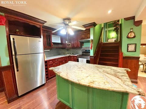 2-12 Demaris Avenue, North York, Ontario M3N 1M1