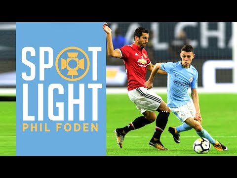 PHIL FODEN DEBUT | Every Touch vs Manchester United | Man City 0-2 Man United