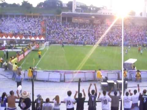 Torcida hostilizando fábio bosta "o frangueiro"