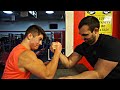 TEEN VS WEIGHTLIFTER ARMWRESTLING *crazy*