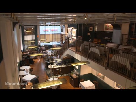 download lagu mp3 mp4 Union Square Cafe New York, download lagu Union Square Cafe New York gratis, unduh video klip Union Square Cafe New York