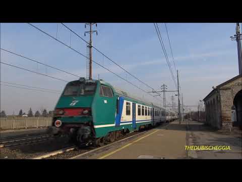 TRENI REGIONALI IN TRANSITO VELOCE A PONTECURONE. (AL) SAB. 8 - 2 -  2020.