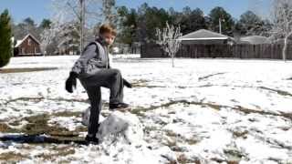 Snow Showoff Takes a Spill - Snowman Building Fail