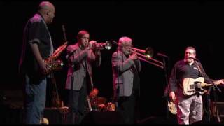 David Bromberg and his Big Band perform &quot;Sloppy Drunk&quot;