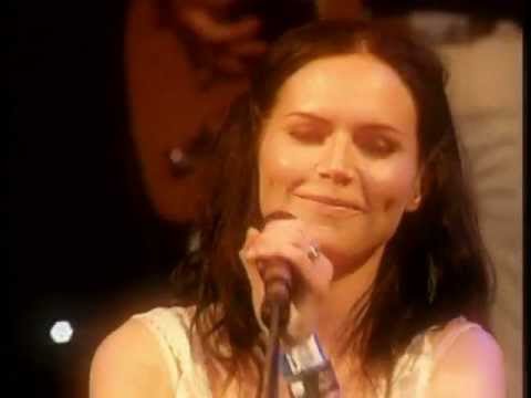 download lagu mp3 mp4 The Favourite Game 2003, download lagu The Favourite Game 2003 gratis, unduh video klip The Favourite Game 2003