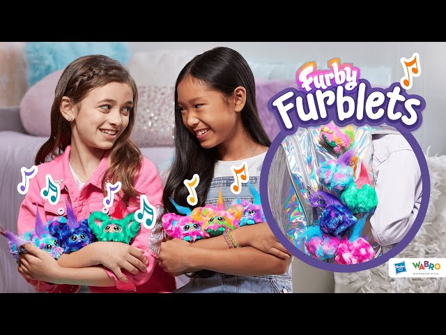 Vídeo relacionado con Hasbro Furby Furblets, Boo-Kin, Peluche Electrónico con Sonido, Ojos de Calabaza, Personaje Color Naranja, Coleccionable, Material Seguro y Suave al Tacto, Mini Cómodo Tamaño, Regalo Infantil