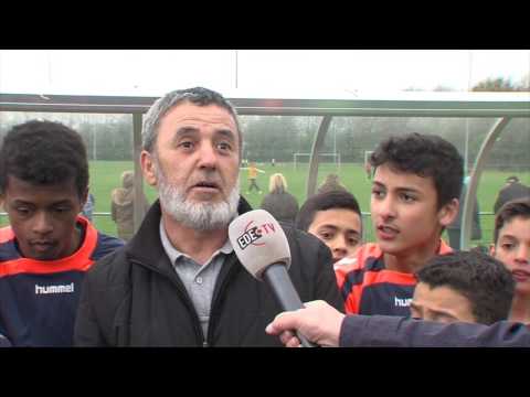 Finales schoolvoetbaltoernooi (EDE TV Nieuws 17-04-2017)