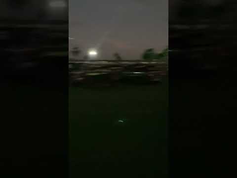 Noche de feria en Local San Luis, Rocha. #camion #transporte #uruguay #vw #worker #ganado