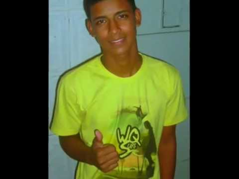 Mc - Carol E Parafuso , Parafuso Me Espancou ♪