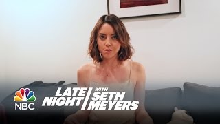 Aubrey Plaza Judges Holiday Pets - Late Night with Seth Meyers