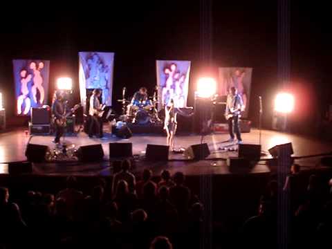 Sonic Youth - "Pacific Coast Highway" (Toronto 2009)