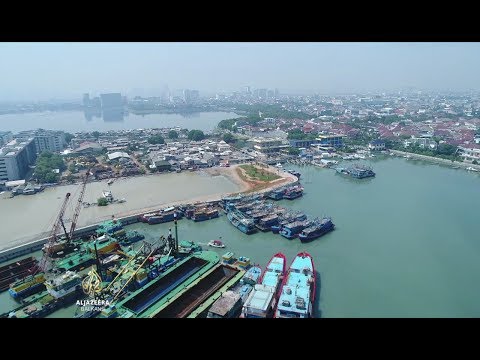 Jakarta tone alarmantnom brzinom