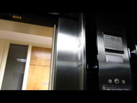Westinghouse Hydraulic Elevator At Concourse Office Park Building 6370