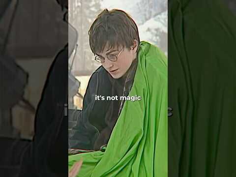 Harry Potter's FAKE Snow Turned Into a Real Problem?! #HarryPotter #Hogsmeade