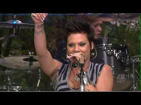 Pink - "Feel Good Time" LIVE (2003) [HD]