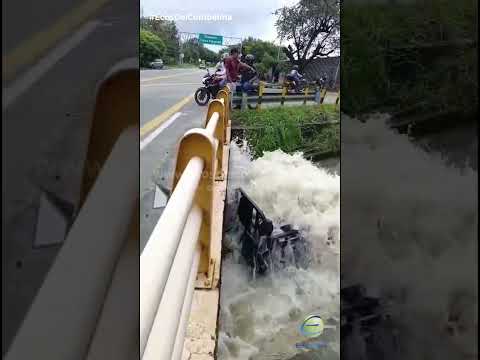 #Tolima | 😱 Tres personas estuvieron a punto de ahogarse tras caer a un canal en Lérida