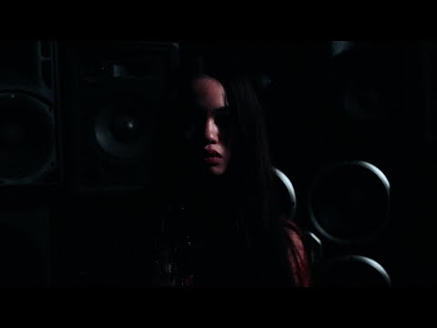 ekhoe - SZEMEM SZÍNE feat GRASA (Official Visualizer)