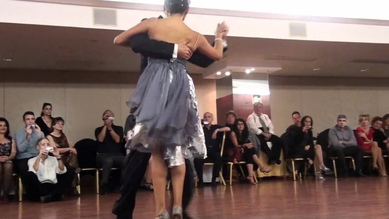 Sebastian Jiménez y María Inés Bogado "Viejo porton"