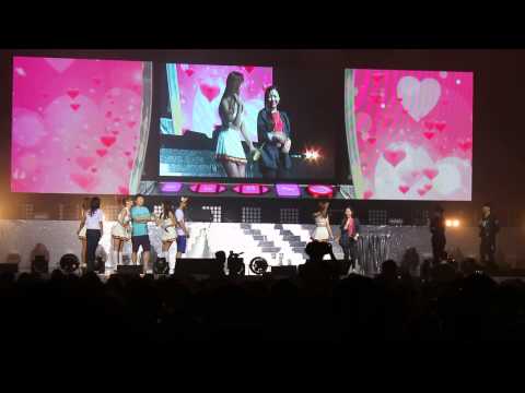 [fancam] 140402 Sistar First Mini Concert in Hong Kong - fans game