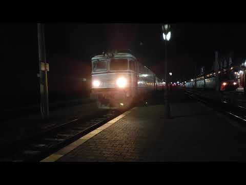 Tren de marfa Unicom intra in Suceava & plecare tren IR1766 Timisoara Nord - Iasi - 27.01.2021