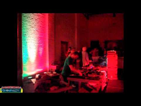 UNLISTED FANATIC ft saimn-i (be) special request to di dub posse pt2 @ reggae bus 30-04-2012