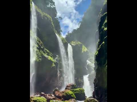 Cascada de los Cristales, cerca de Alto Paraíso de Goiás, Brasillllll