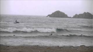 preview picture of video 'GWの小波サーフィン萩Nの浜　Surfing at N-beach left on May 3rd 2012'