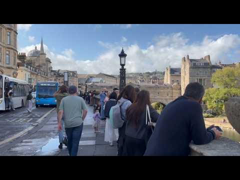 Relaxing Walk in Bath, UK | Sunny Summer Day | Pulteney Bridge, Parade Gardens, River Avon