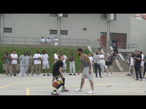 Remember Streetball Player 'The Professor' From 'And 1 Mix Tape'? He's Still Killin' It