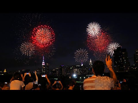 Fourth of July fireworks light up New York sky