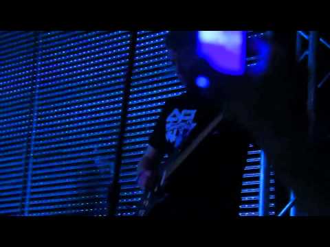 Gareth Emery performing Sanctuary LIVE with Lucy Saunders @ Guvernment Feb 2011