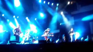 Fuzzy White Casters Neon Prisma MTV Winter Valencia 13-2-'10