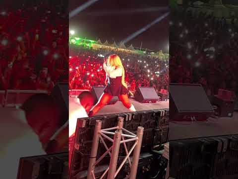 Uncle Waffles performing “Tanzania” at Afro Nation Portugal 2024